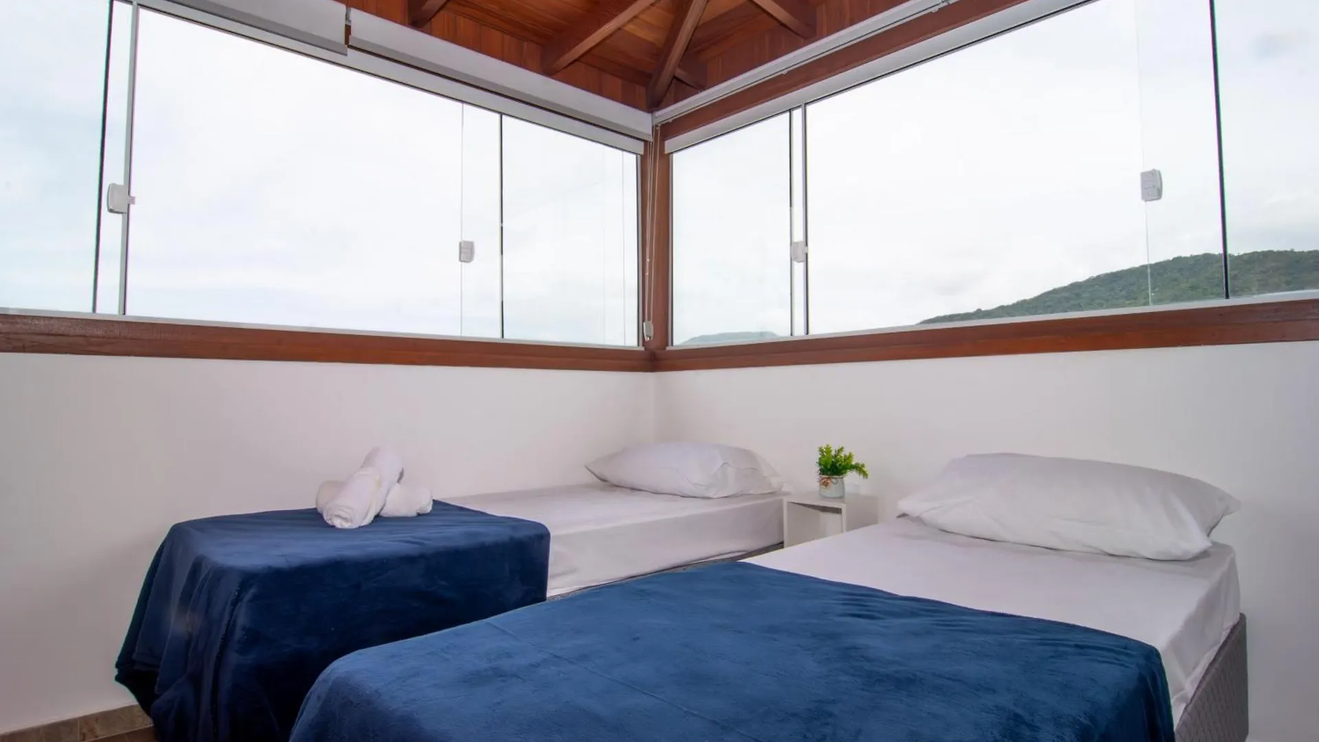 Casa Finamente Decorada Para 10 Hospedes Xg4859 Florianópolis 0*,  Brasil